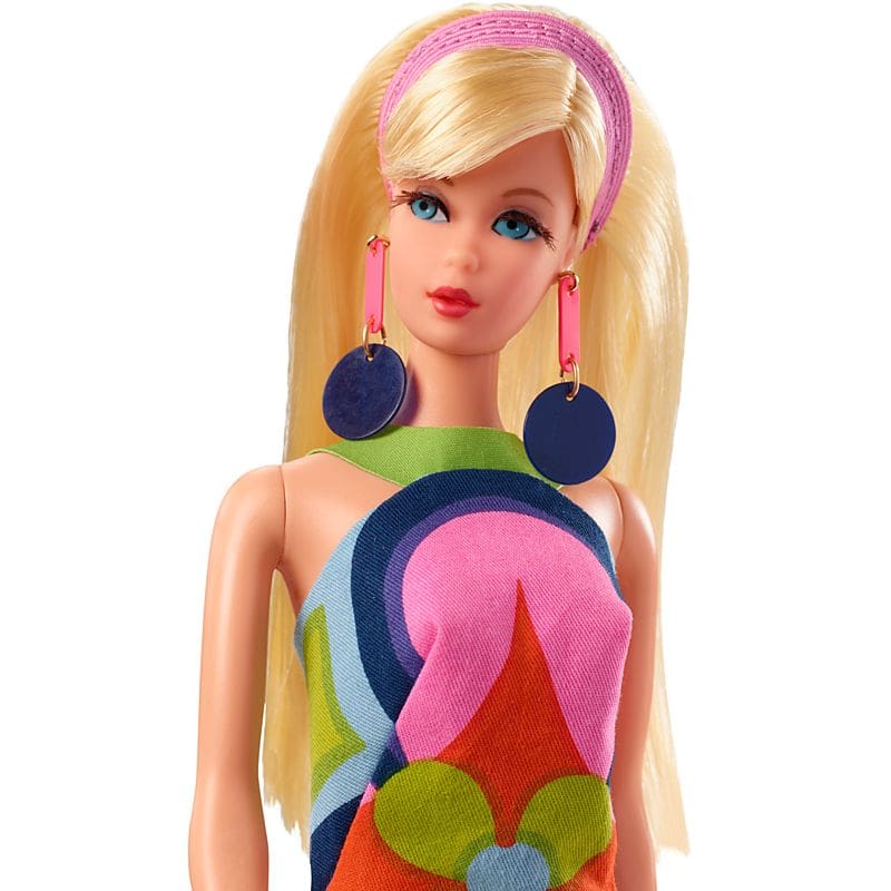 Hair Fair Barbie™ Doll 50th Anniversary Set - Image 2