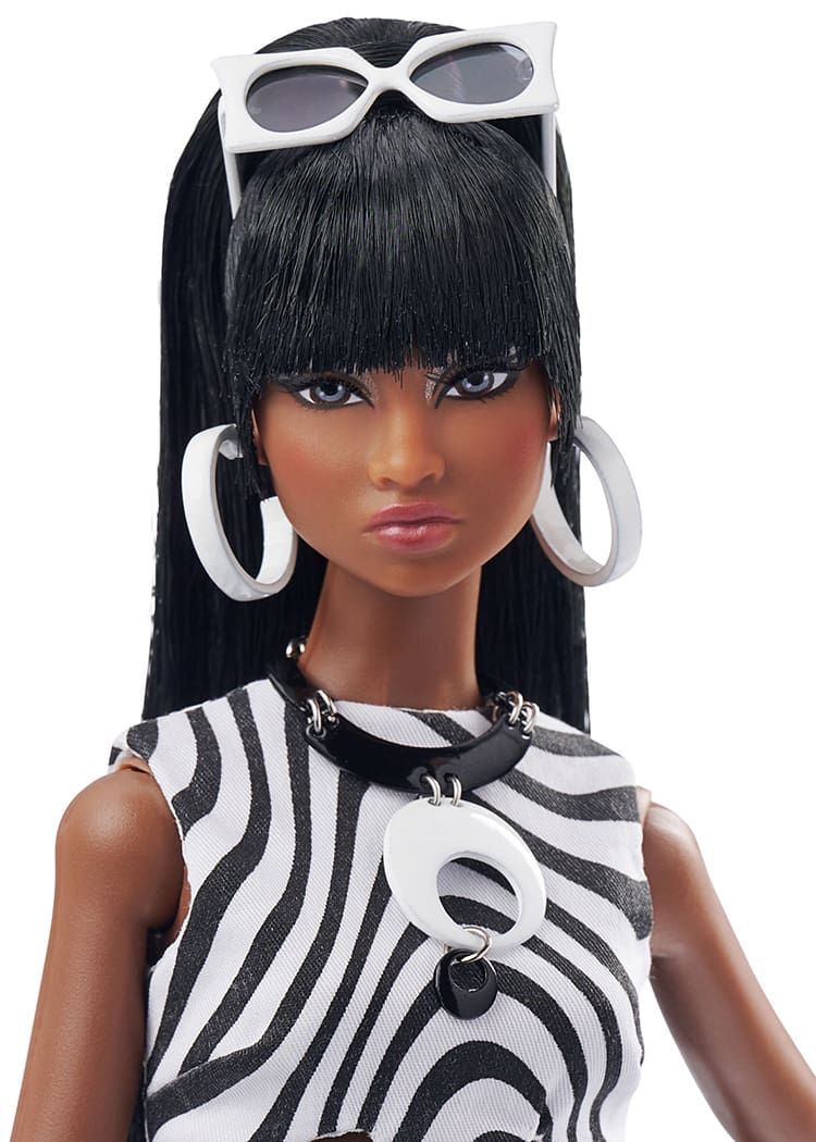 Op Art Opening Jolie James™ Dressed Doll - Image 4