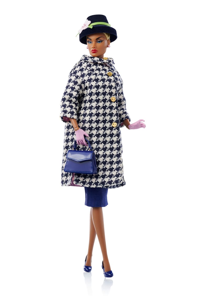 Standout Fall Della Roux™ Dressed Doll - Image 7